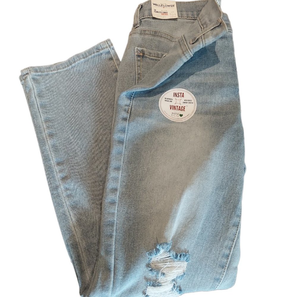 Wallflower The Fearless Curvy High Rise Straight Jeans Junior's Size 1 NWT